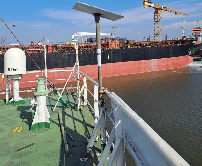 V-sat LEO untuk armada tanker Waruna Group — 1